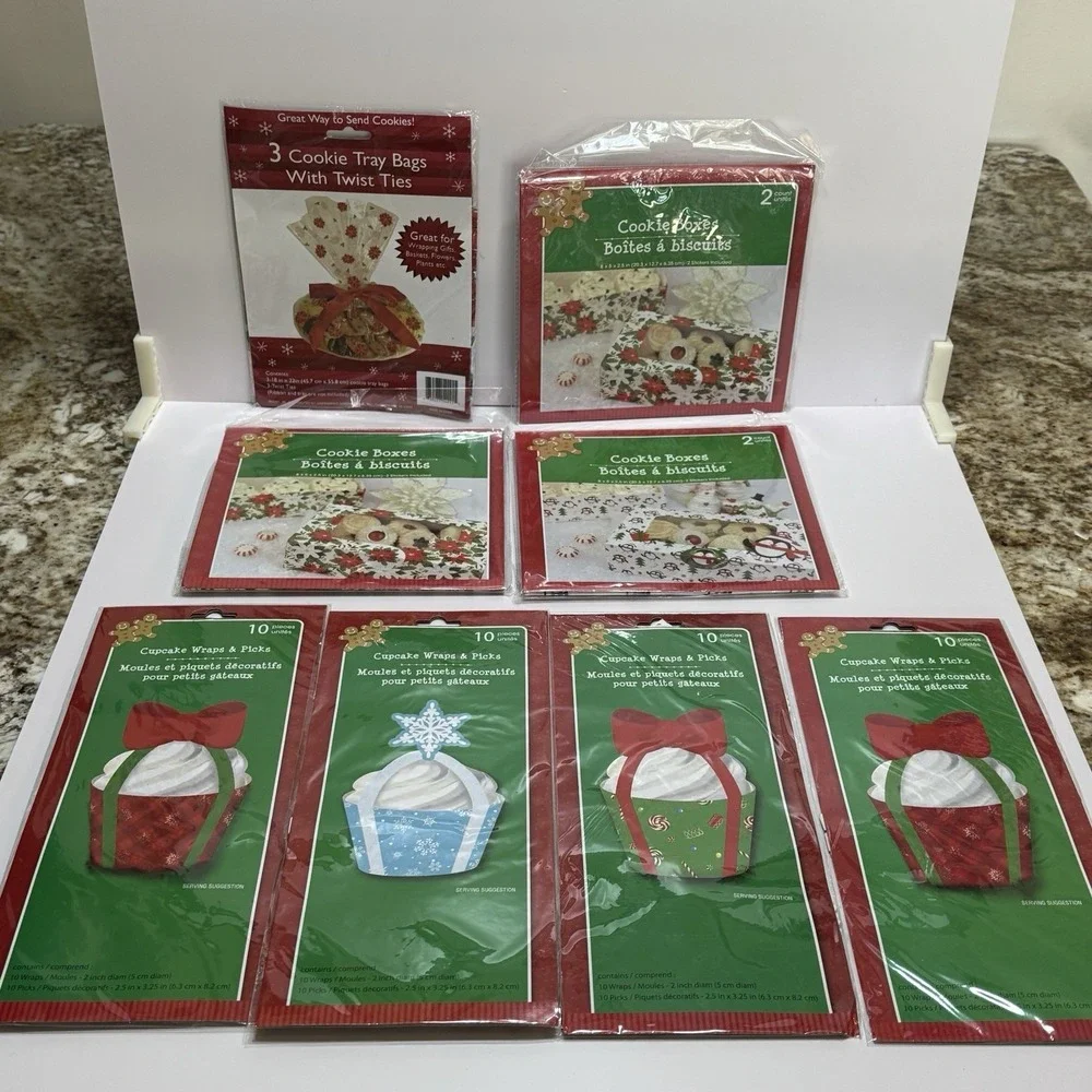8 Pc Poinsettia Holiday Cookie Boxes Treat gift Box Christmas Cupcake Trays